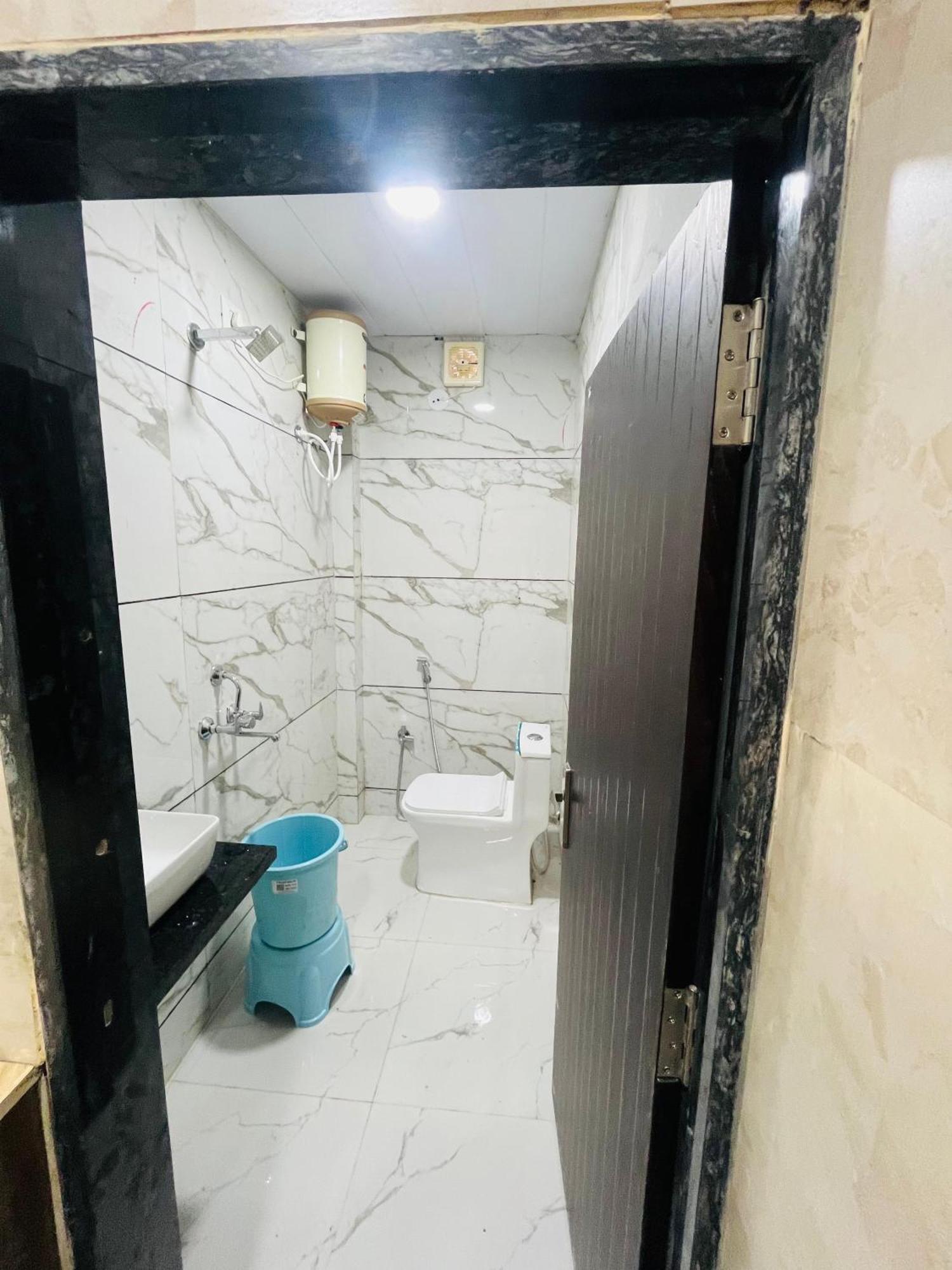 Hotel Sk Tower Ujjain Exterior foto