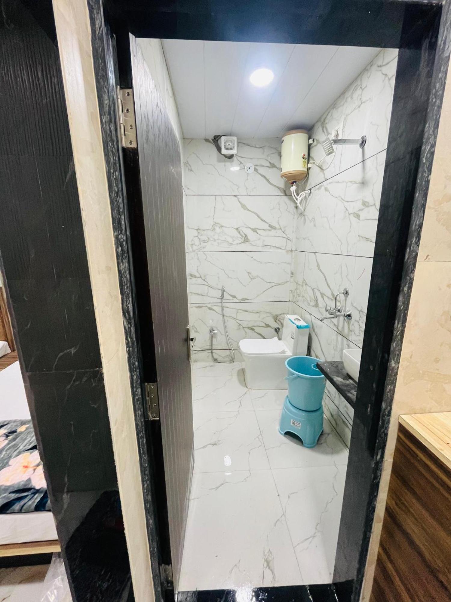 Hotel Sk Tower Ujjain Exterior foto
